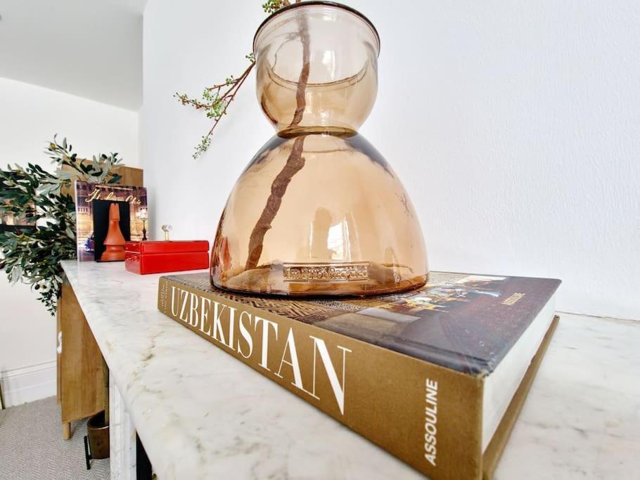 The Stray Adjacent, Interior-Designed 2-Bed Apartment- Luxury Harrogate Kültér fotó